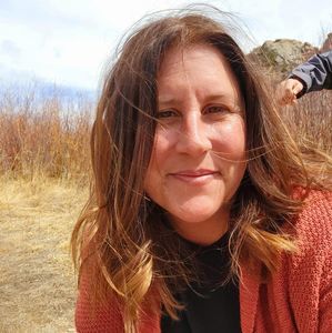 Meet your Posher, Claire